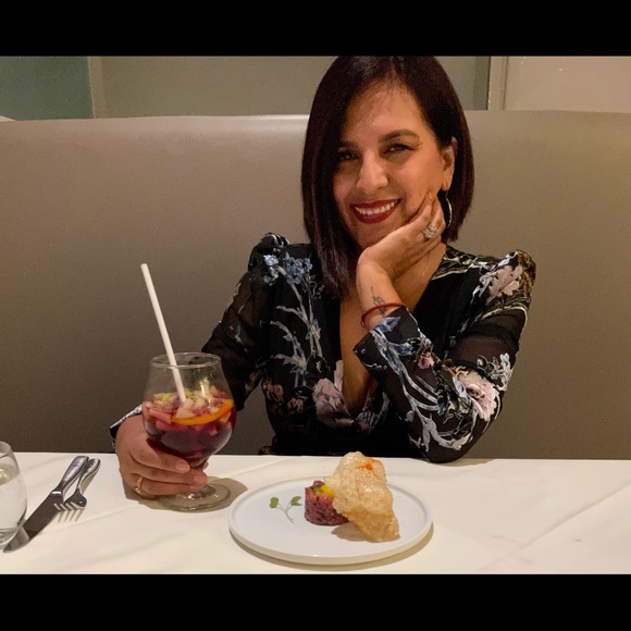 Meet your Posher, Jannet - Picture 2 of 2